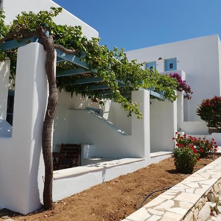 Captain'S Rocks Hotel Chrisi Akti  Exterior photo